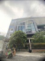 toà nhà ngang 12m, gần đại học hutech, vỉa hè rộng - số 36 nguyễn gia trí, bình thạnh