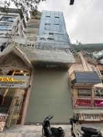 nhà mp huỳnh thúc kháng full kính, dt 90m x 5t có thuê lẻ t1, vỉa hè rộng thang máy thông sàn