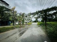 nền trung tâm khu dân cư 135 giá rẻ khu gần trường học thuận tiện kinh doanh mua bán