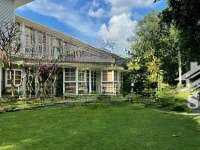 bán biệt thự đẹp như resort (3.320m2) thảo điền q.2 giá chỉ 1.000 tỷ.