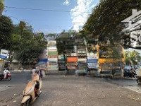 cho thuê nhà mặt tiền lãnh binh thăng, 40 triệu, 240m2, đẹp, nhiều tiện ích tại q11, hcm