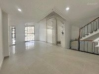 nhà nguyên căn 7x20m, hầm + 5 tầng. nhà mới, sàn trống, thang máy, có pccc. giá chỉ 70tr (bao thuế)