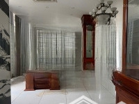 cho thuê nhà lầu 1 trệt 3 lầu có thang máy mặt tiền đường phạm ngọc thạch phường hiệp thành