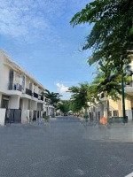 bán gấp nhà riêng ngay cổng vsip 3, kế bê nhà máy lego tp tân uyên, giá nhỉ 2 tỷ