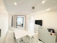 cho thuê vp 60m2 view thoáng, nhà mới keng, có ban công ngõ 2 trần vỹ ga tàu hồ tùng mậu giá 7,5 tr
