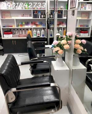 Do không có thời gian quản lý mình cần sang lại salon và mi nail đang hoạt động tốt Trung tâm quận 6