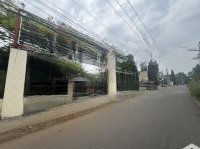 bán nhà hàng tại trảng bom ngay cổng sau kcn bào xéo 1.400m2. 9 tỷ
