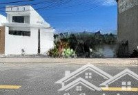 gia đình cần tiền bán gấp mtđ đường số 8 khu du lịch sinh thái châu đốc 120m2, shr