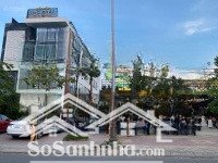 ông anh định cư nước ngoài cần bán gấp nhà hàng hải sản 4 tầng & sân vườn ngay trung tâm tp bến tre