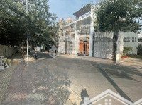 bán nhà mới xây đẹp, nội thất đầy đủ ngay mặt tiền đường khu vip tại phường 8 vũng tàu