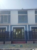 cần bán gấp nhà mặt tiền 1 trệt 1 lầu