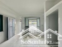 studio cửa sổ trời ngay chân cầu phú xuân