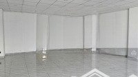 cho thuê nhà 7x20m, hầm + 5 tầng. nhà mới, sàn trống, thang máy, máy lạnh âm trần. giá 65tr (tl)