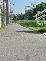 đất 5x25m, thổ cư 100m2, sổ hồng riêng có sẵn, đường xe hơi, giá 1 tỷ 350tr có thương lượng