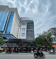 bán tòa nhà mặt tiền cách mạng tháng tám - dt: 6,2x22m - 7 tầng - hđt: 120 tr/th - giá: 37 tỷ tl