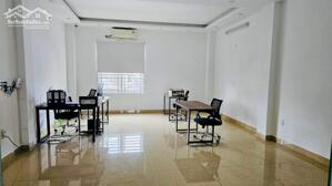 Cần Bán nhà gác lửng lô góc hai mặt tiền buôn bán được phường Bình Đa