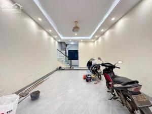 MẶT PHỐ ĐƯỜNG LÁNG 44m2- 6 TẦNG THANG MÁY - ÔTÔ 7 CHỖ ĐỖ TRONG NHÀ