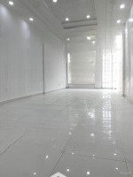 rẻ! căn nhà 120m2 độc lập nằm tầng 1 phù hợp gđ ở và kd, mở cty, xưởng may, sản xuất hàng,9.5tr