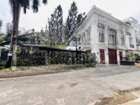 biệt thự lô góc siêu đẳng cấp tân bình full gỗ thang máy sân 10 xe hơi - 400m2 -24x17 -chỉ 2x,x tỷ