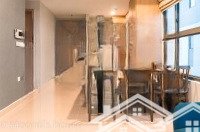 gia đình cần bán ch phú thọ 2pn, có bancon, căn góc, sổ hồng, view hướng mát. giá: 3 tỷ còn tl giảm