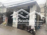 mặt phố tựu liệt lô góc kinh doanh bất chấp ngày đêm ô tô vào nhà
