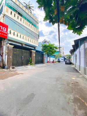 Cần bán gấp toà nhà VP - CHDV ngày ngã 4 Quang Trung - Phan Huy Ích. Thứ nhập ổn định.