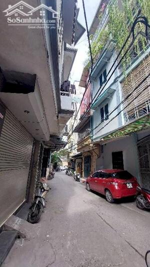 HIẾM - HƠN 4 TỶ CÓ NGAY NHÀ MẶT PHỐ HOÀN KIẾM - LÔ GÓC 2 THOÁNG - KINH DOANH - Ô TÔ , ,