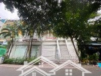 biệt thự siêu phẩm - sử dụng hơn 1,00m2 - 4 tầng - số m5 thất sơn, trung tâm quận 10