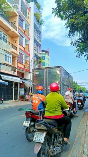 Bán nhà mặt tiền Tân Sơn, Tân Bình, 100M2 (4,65Mx21M) – 3 Tầng – 2 mặt Tiền, giá 13,9 tỷ