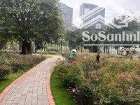 chính chủ cần bán căn chung cư cao cấp 2pn 2wc toà h2 view công viên hồ siêu đẹp