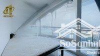 phòng trọ full nội thất ban công lớn ngay trung tâm quận 4 gần quận 1,7