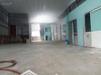 cho thuê kho xưởng, có la phong, mát mẻ 300m2/15tr đường xe tải lớn, có gác, wc, phòng ngủ, bếp