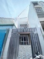 bán 03 lầu - shr thổ 100% sân xe hơi