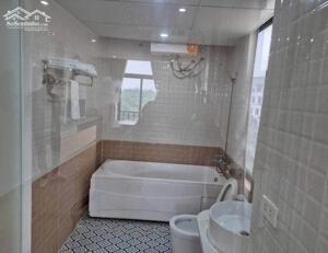 cần bán khách sạn 6 tầng tại liên bảo vĩnh yên vĩnh phúc