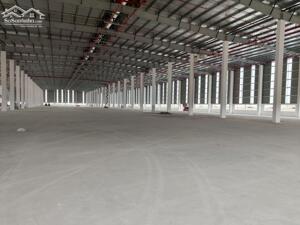 Cho thuê nhà xưởng/ kho dt 6600m2 trong KCN Yên Phong, sản xuất/làm kho logistic tiêu chuẩn.Lh 0988 457 392