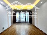bán nhà riêng 4pn, 3wc, 41m2, 11,2 tỷ, ô tô nhỏ vào nhà tại phương mai, đống đa, hà nội
