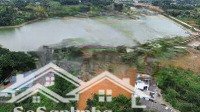 anh em nào đang tìm đất đồi đẹp, vị trí cao ráo, view hồ cực chill thì ghé qua mảnh này xem sao nhé