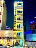 cho thuê nhà mt có thang máy 5 lầu full nội thất sang xịn- kinh doanh thuận tiện