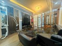 chính chủ nhờ bán nhà hồ ba mẫu đống đa ngõ thông kd nhỏ 5 tầng thông sàn thang máy nhỉnh 8 tỷ