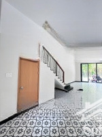 cho thuê nhà mới xây và đẹp - trục shophouse mặt tiền chính có thể kinh doanh
