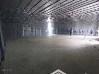 cho thuê kho xưởng nguyễn xiển, thanh xuân, dt 410m, mt 20m, điện 3fa, xe 10 tấn vào, giá 41tr