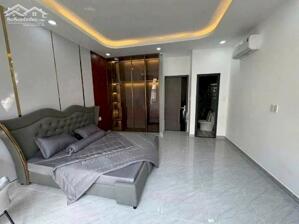 Cho thuê nhà 1 trệt 2 lầu tại Trường Chinh, P.14, Tân Bình, 15Tr/Th