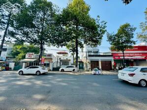 Nhà bán mặt tiền đường Trương Định (đường 4) sổ hồng riêng 300m2 thổ cư ngang 10m giá 28 tỷ