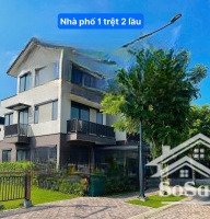 bán nhà phố vườn tại waterpoint giá tốt nhất dự án. 1 trệt 2 lầu giá 4.4tỷ trục đường chính 16m