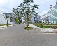 bán gấp 2 lô góc liền kề gần chợ bến cát- thành phố bến cát