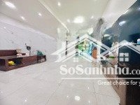 nhà vườn kinh doanh 300m2 mặt đường cmt8
