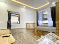 khai trương nhà mới xây - studio tách bếp cửa sổ thoáng mát - đường ô tô - phú nhuận