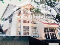 cô có việc gửi bán nhà vườn rộng gần 500m2 mặt tiền đường nguyễn mậu tài - hòn nghê, vĩnh ngọc