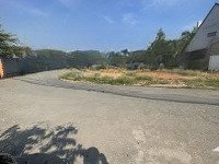 6 lô f0 mặt tuền dx143 phường tương bình hiệp cách nguyễn chí thanh 100m thông hồ văn cống