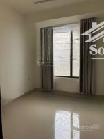 cho thuê ot tresor bếp, rèm, máy lạnh giá 15 tr ( 50 m2) . lh dung (danh land) xem nhà